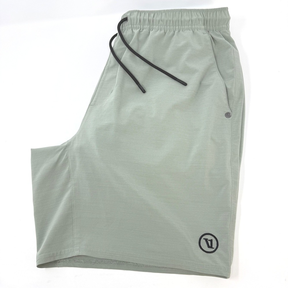 Vuori Kore Shorts Mens Large Sage Green V382 Lined Athletic Training Gym Short